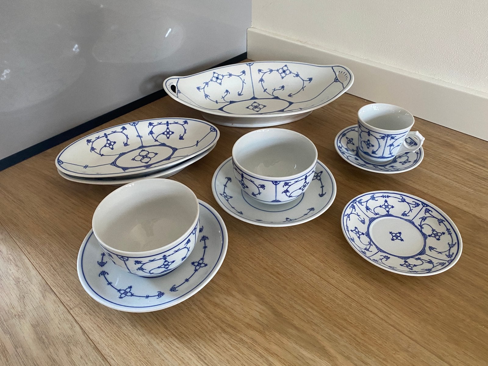 Blau Saks servies, Eisenberg DDR. Porselein, Ophalen, Zo goed als nieuw, Porselein, Overige stijlen