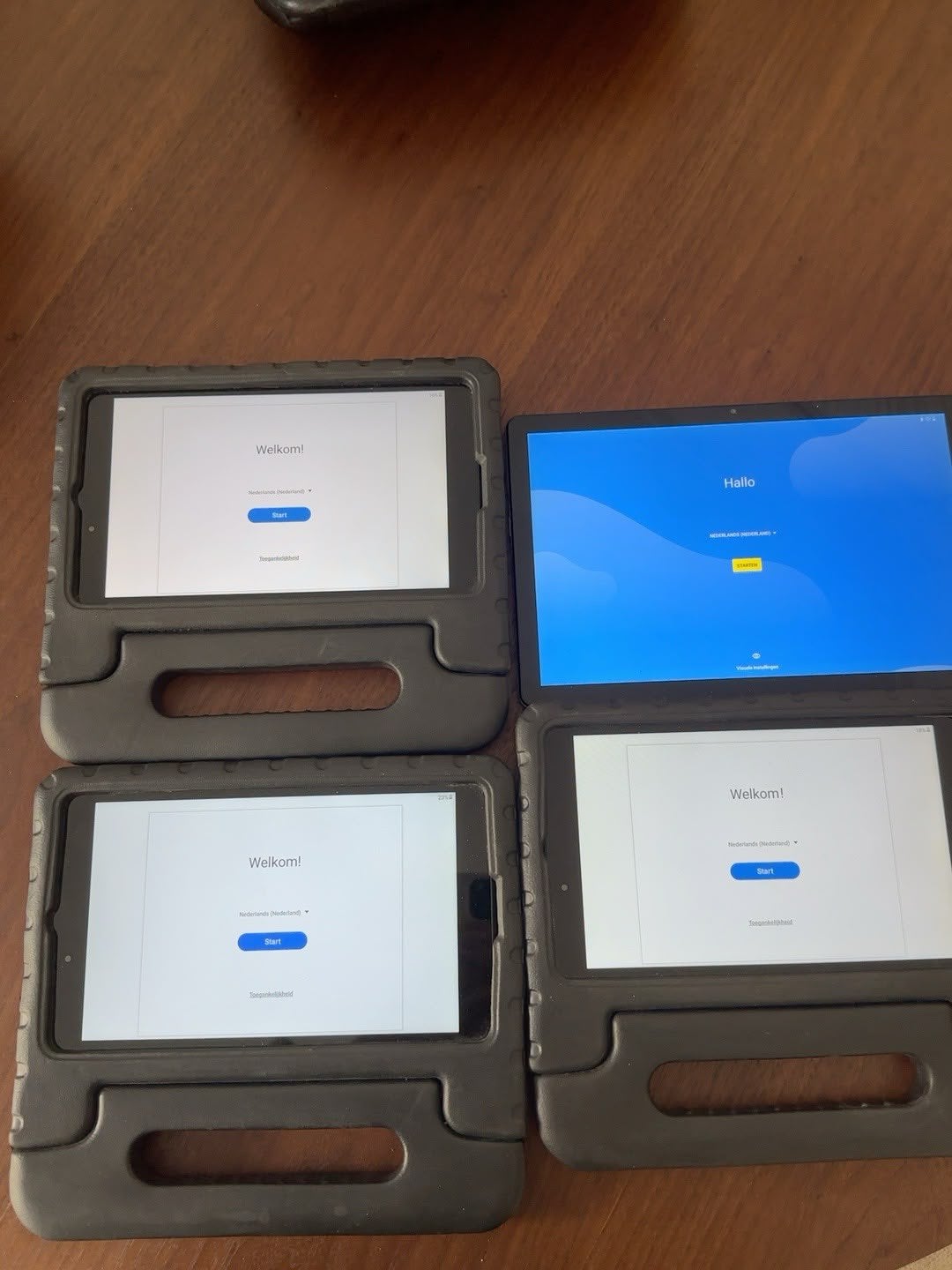 Samsung galaxy tab A 8.0 en Lenovo tab M10, Computers en Software, Ophalen of Verzenden, Zo goed als nieuw, 10 inch, 32 GB
