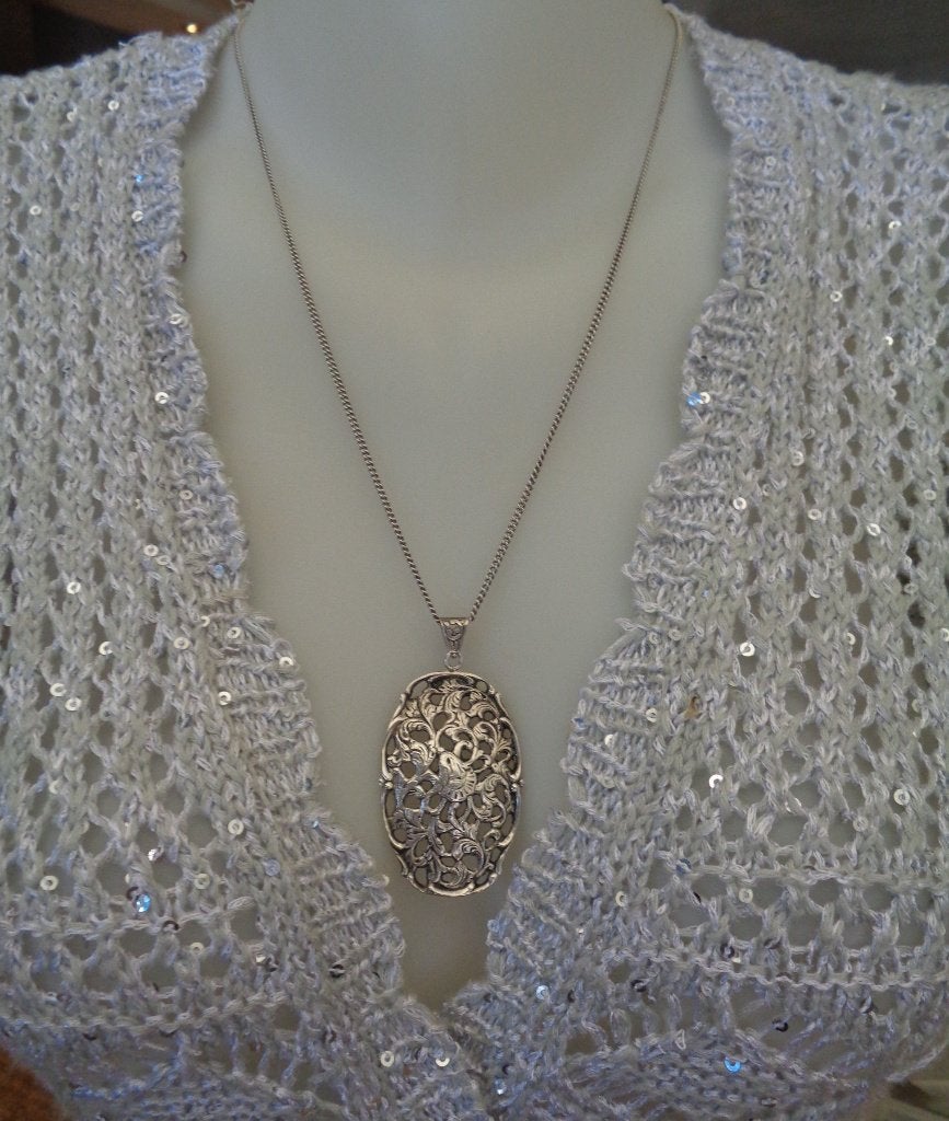 zilveren ketting met mooie Ajour hanger [860], Sieraden, Tassen en Uiterlijk, Antieke sieraden, Verzenden, Zilver, Ketting