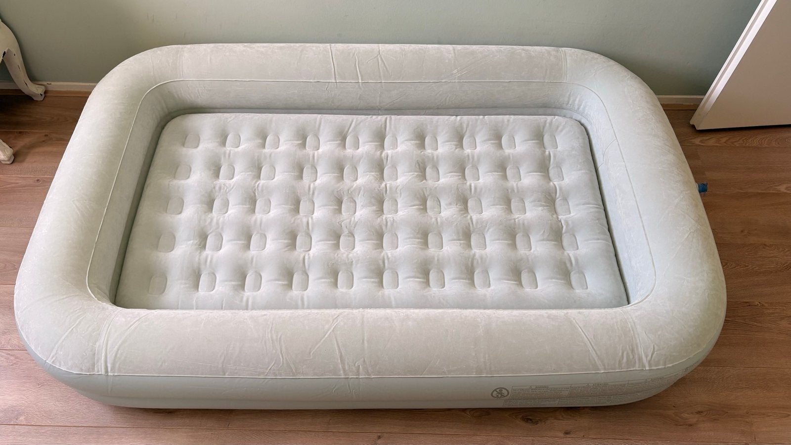 Opblaasbaar kinderbedje of campingbed Intex, Ophalen, Gebruikt, 70 tot 85 cm, 140 tot 160 cm