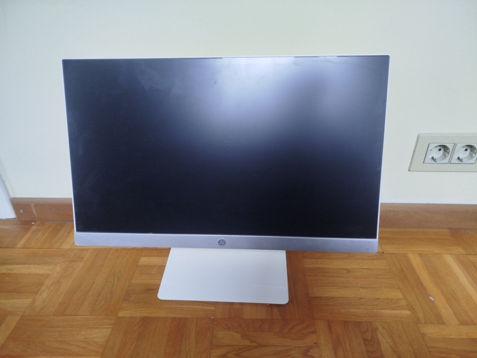 HP Pavilion 22xw monitor 21,5 inch (60Hz 1920 x 1080 pixels), Computers en Software, Gebruikt, HDMI, Full HD, Ophalen of Verzenden