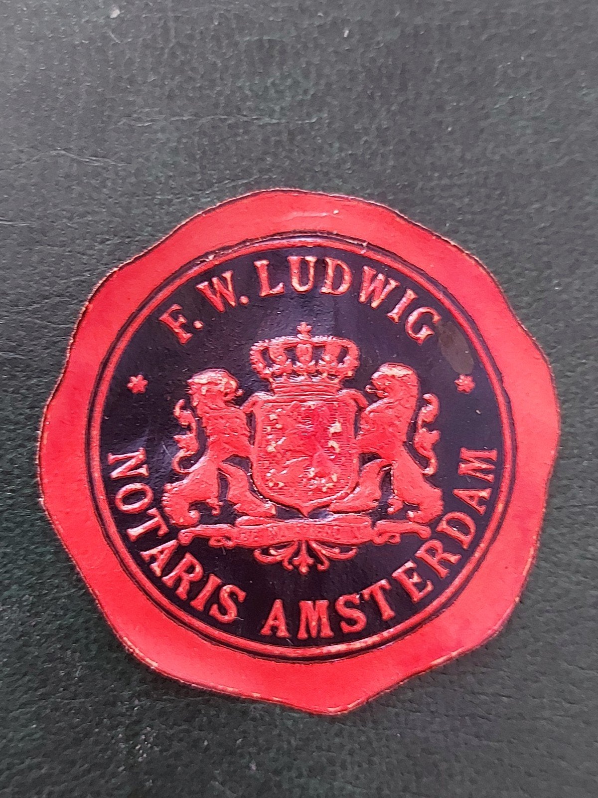 Sluitzegel F.W. Ludwig Notaris Amsterdam, Verzamelen, Merken en Reclamevoorwerpen, Verzenden, Overige typen