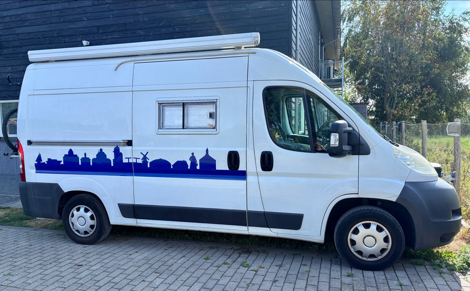 Camperbus, zelfbouw, off-grid, vast bed & toiletruimte, Overige merken, Tot en met 2, Particulier, Overige merken