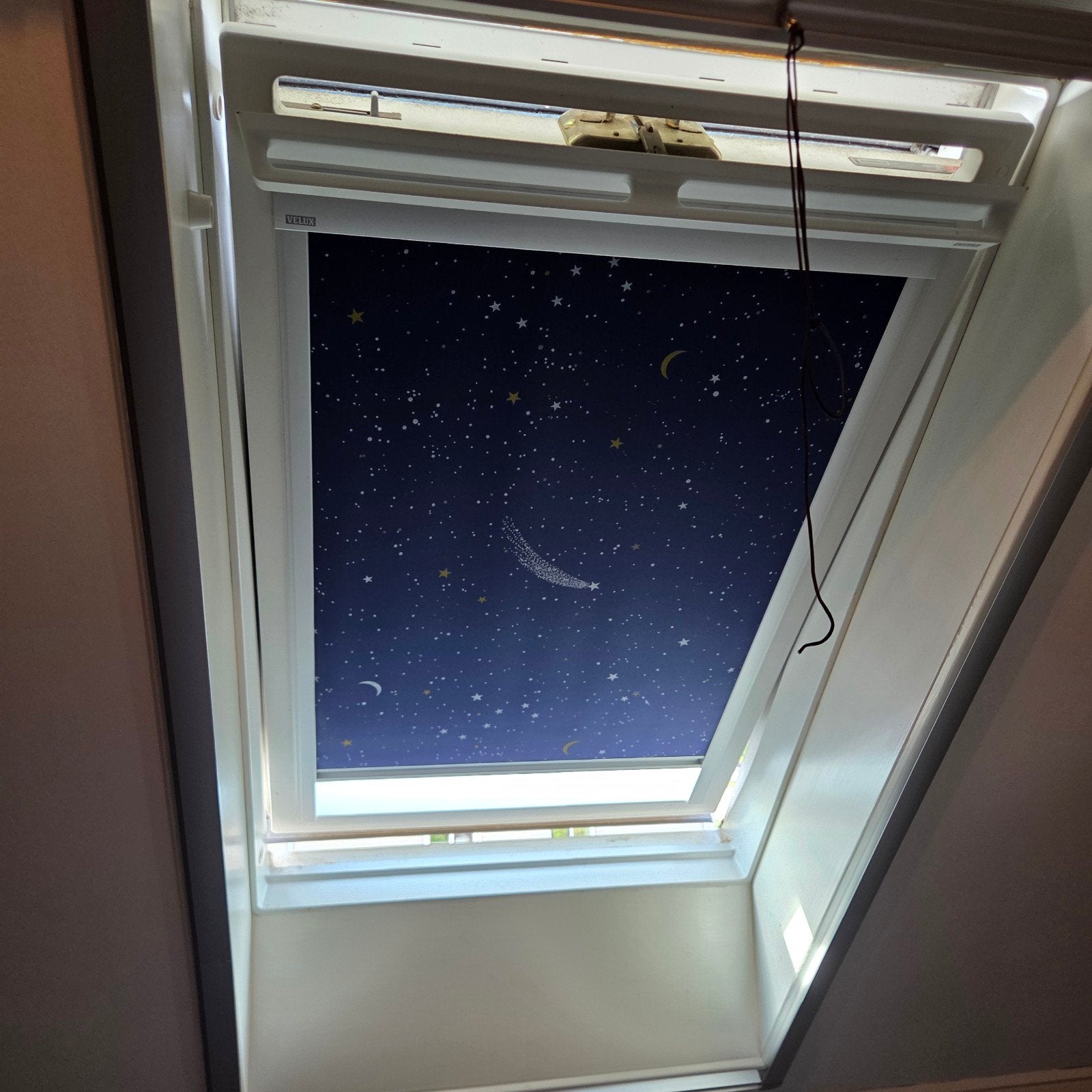 Velux verduisterend rolgordijn GGU/S06, Doe-het-zelf en Verbouw, Glas en Ramen, Ophalen of Verzenden, Gebruikt, Minder dan 80 cm