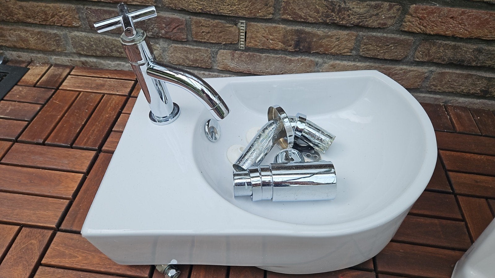 Wasbak wc fontein met kraantje, Ophalen, Toilet