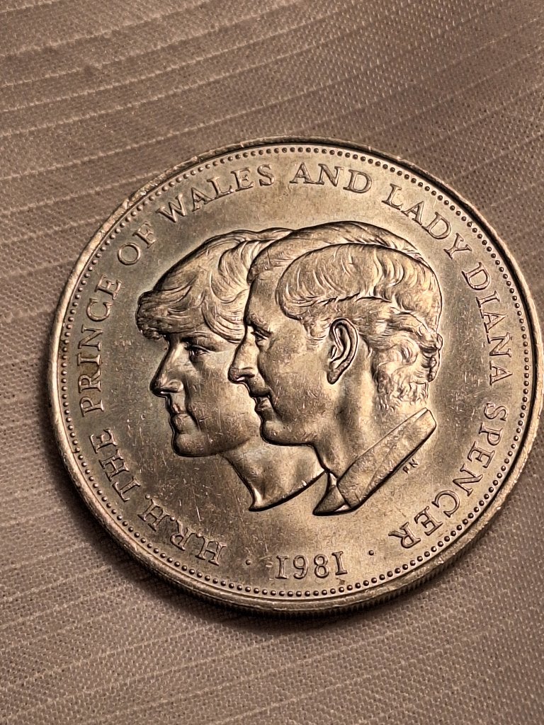 29d Herdenkingsmunt Huwelijk Charles en Diana 1981 (#29d), Postzegels en Munten, Ophalen of Verzenden, Overige materialen, Buitenland
