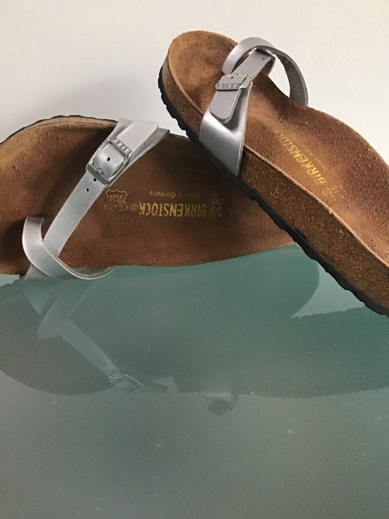 Birkenstock Piazza 38 | zilver slippers | Gratis verzenden, Kleding | Dames, Schoenen, Slippers, Overige kleuren, Verzenden, Zo goed als nieuw