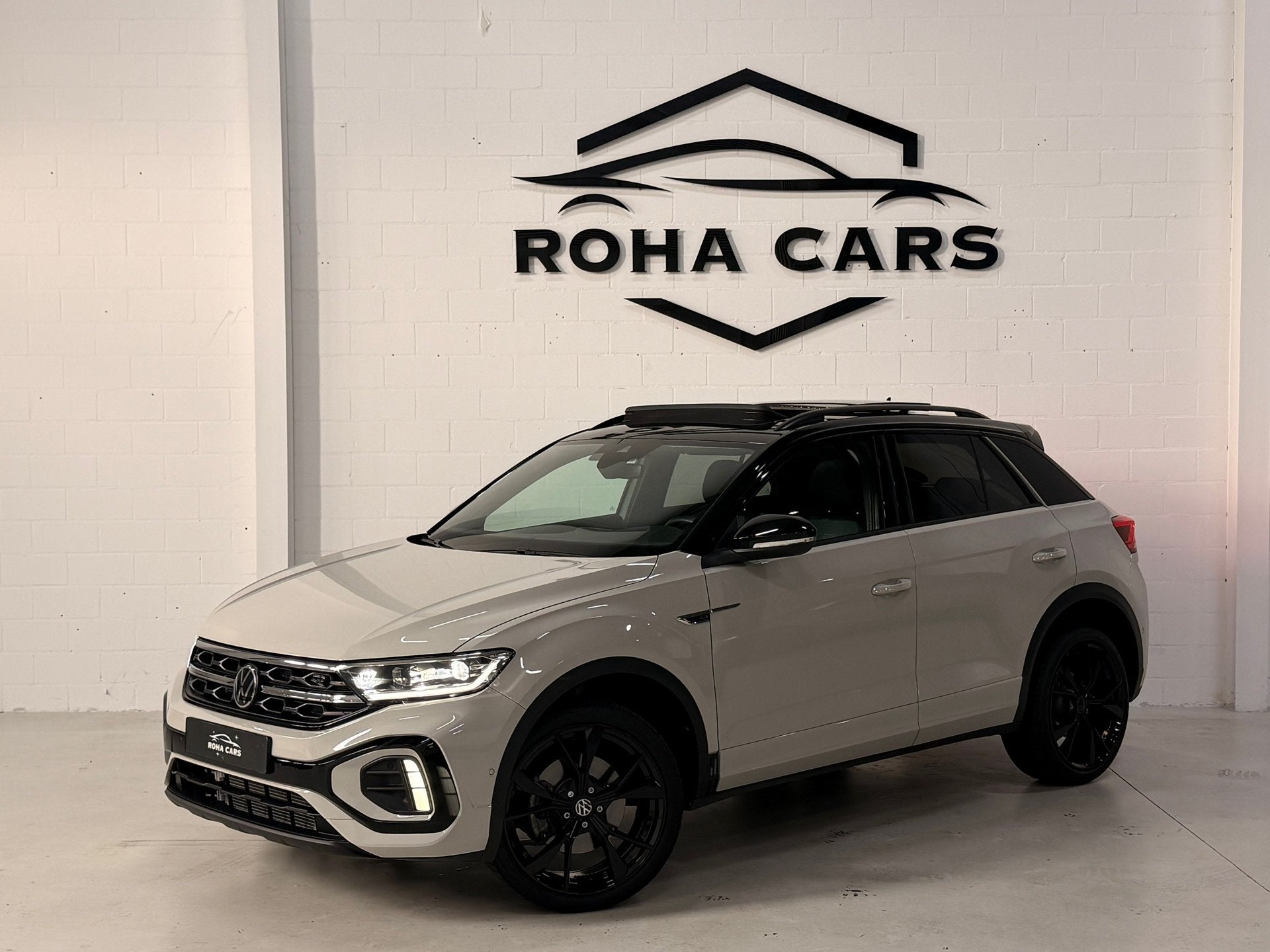 Volkswagen T-roc 1.5 TSI R-Line Cam*Led*Keyless, Auto's, Automaat, Dealer onderhouden, Gebruikt, Overige carrosserieën