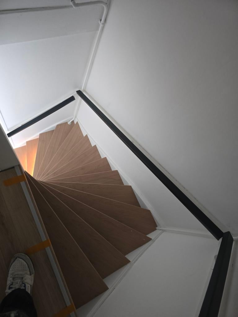 Traprenovatie PVC vanaf € 950,=, Ophalen
