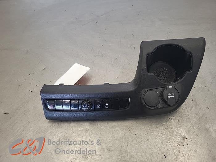 Radiobedienings paneel van een Fiat Ducato, Gebruikt, -, -, Ophalen of Verzenden