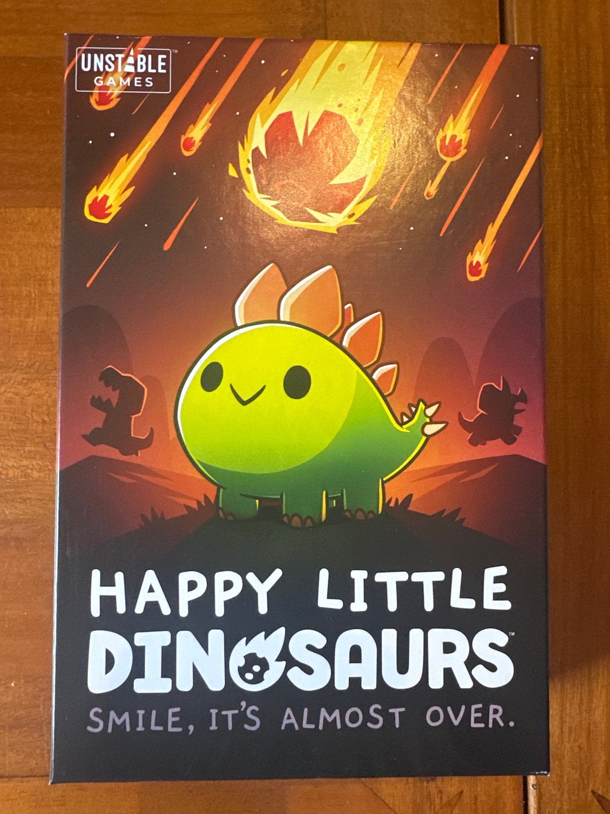 Happy Little Dinosaurs, Hobby en Vrije tijd, Gezelschapsspellen | Bordspellen, Drie of vier spelers, Ophalen of Verzenden, Zo goed als nieuw