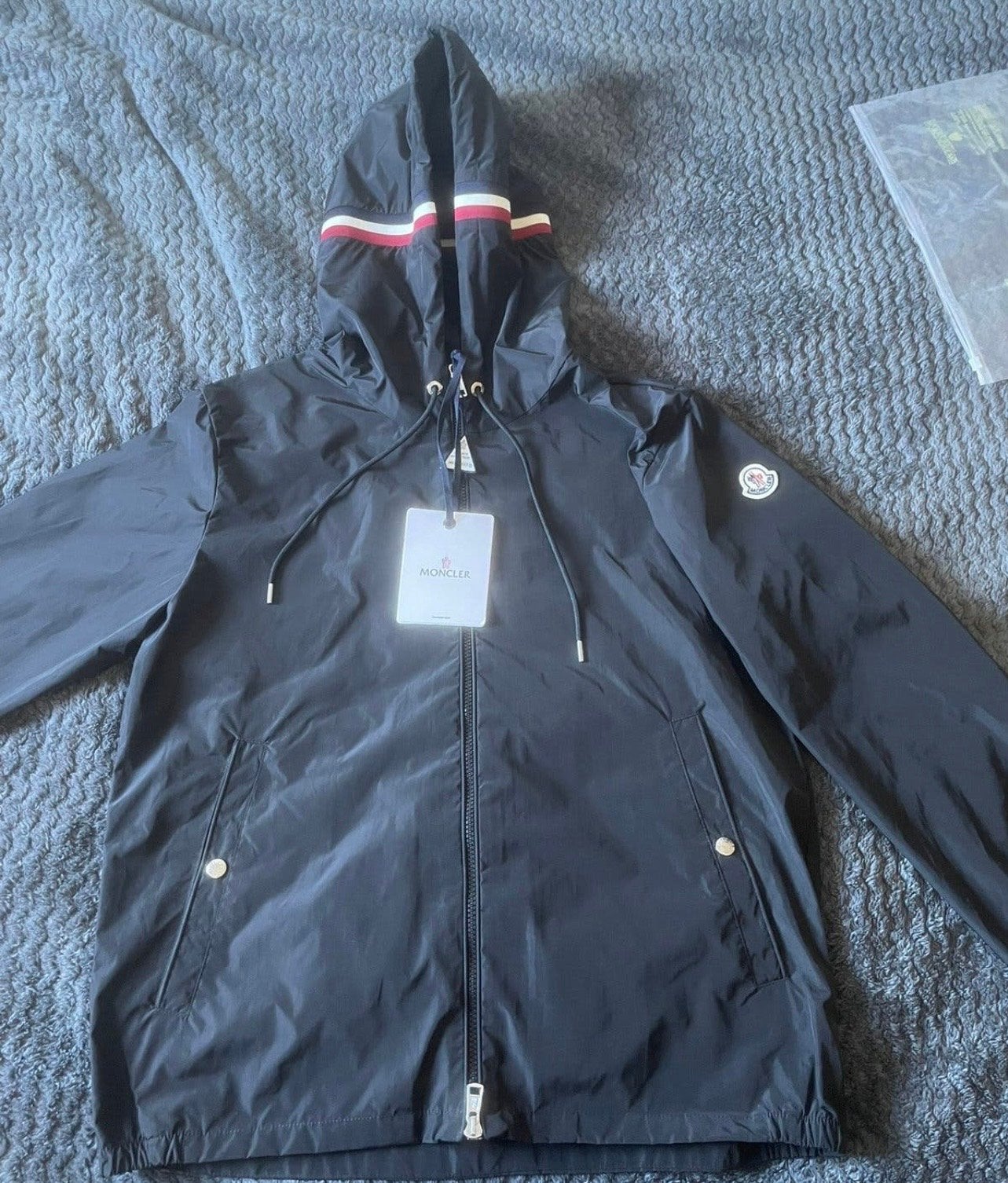 Moncler zomerjas maat M - Zo goed als nieuw, Kleding | Heren, Verzenden, Zo goed als nieuw, Zwart