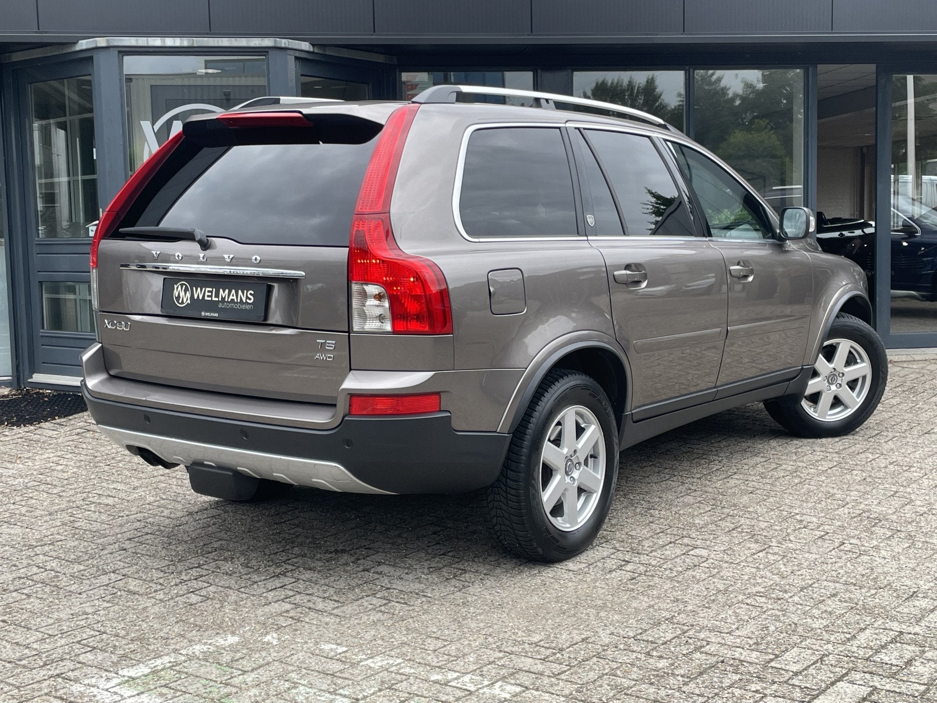Volvo XC90 2.5 T5 Limited Edition 7p Leder | Navi | Trekhaak, Auto's, Gebruikt, Beige, 1991 kg, 7 stoelen