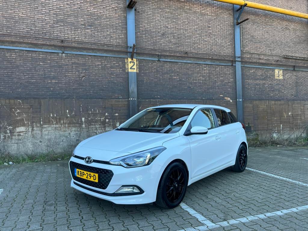 Hyundai i20 / 1.2 / 2016, Auto's, Hyundai, Bedrijf, i20, ABS, Airbags, Airconditioning, Bluetooth, Boordcomputer, Centrale vergrendeling