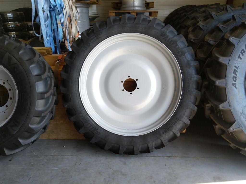 270/95 x R44 Nieuwe Alliance band met velg, Niet ingevuld, Niet ingevuld, Niet ingevuld