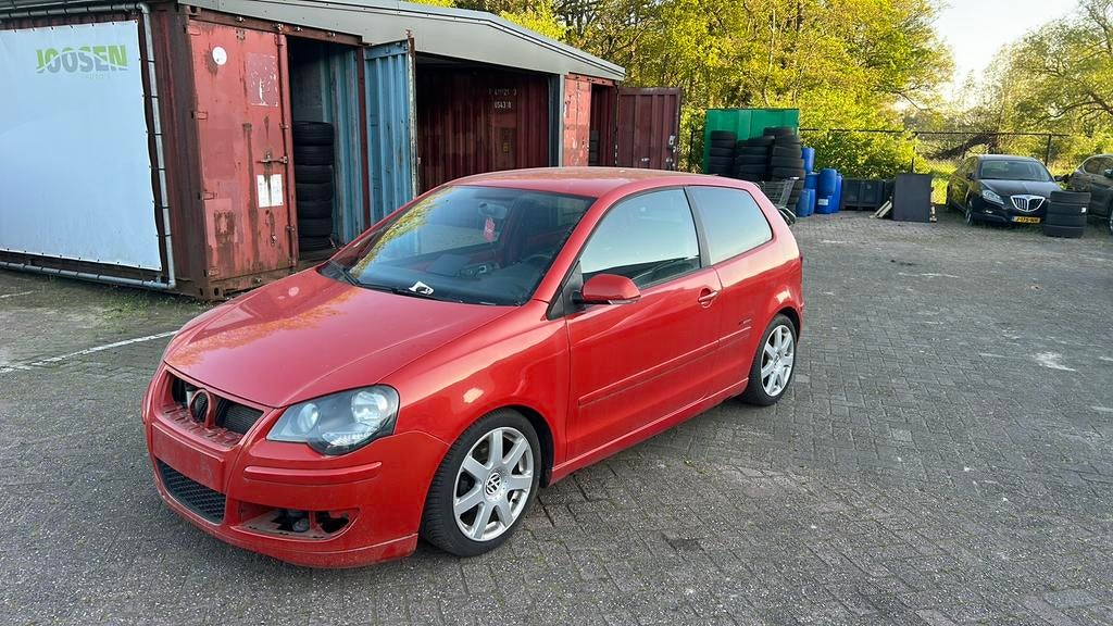 Vw polo te koop voor onderdelen, Ophalen of Verzenden, Voor, Motorkap
