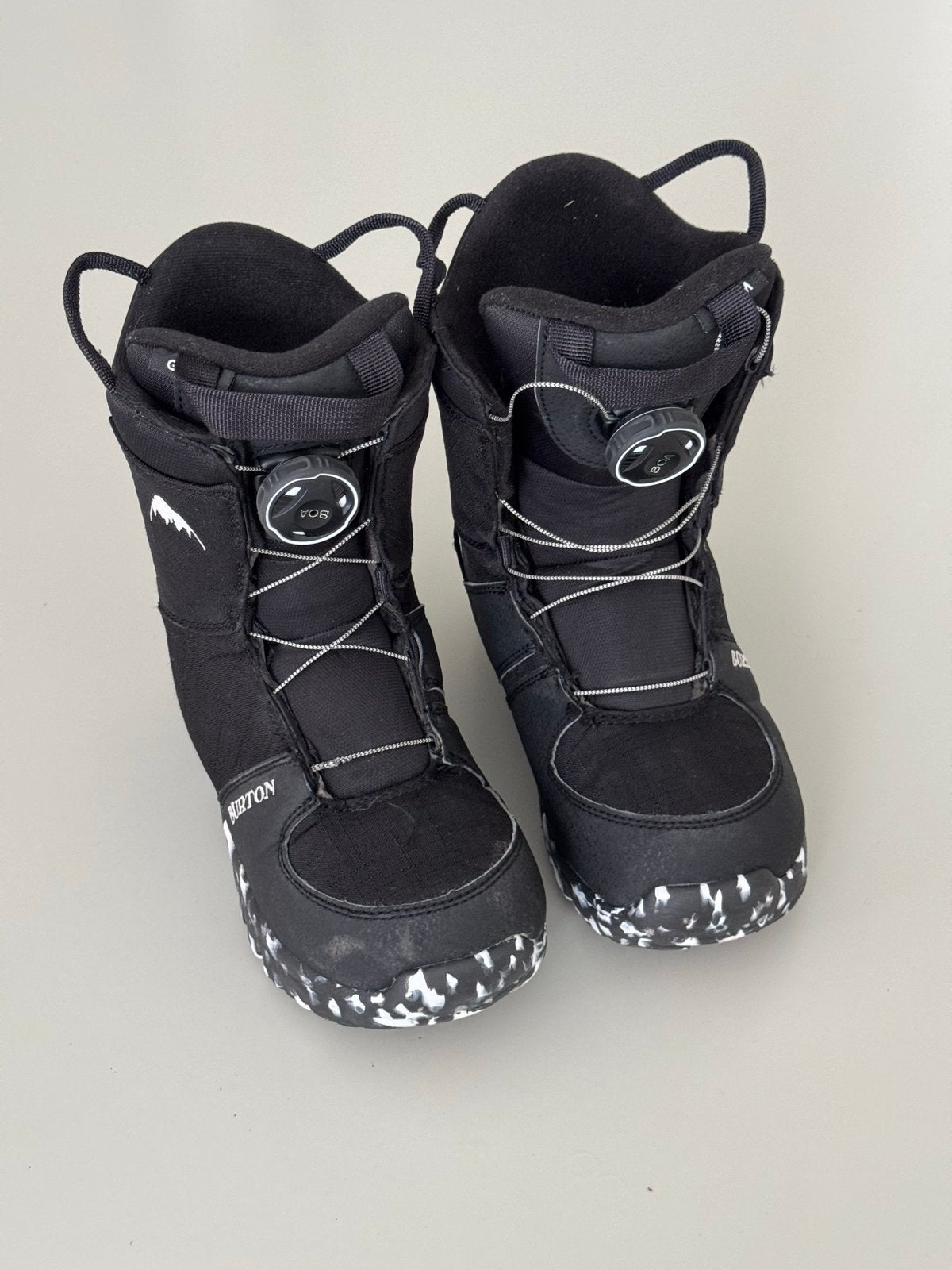 Burton Grom Boa Snowboardschoenen Maat 34 met Room-to-Grow, Ophalen of Verzenden, Gebruikt, Schoenen