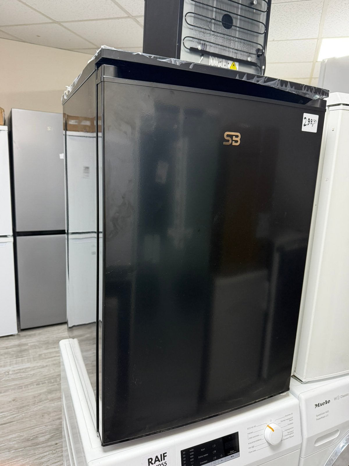 SB Tafelmodel Vriezer LowFrost 103L Zwart B-Keuze Nieuw, Vrieskast, Minder dan 85 cm, Nieuw, Ophalen of Verzenden