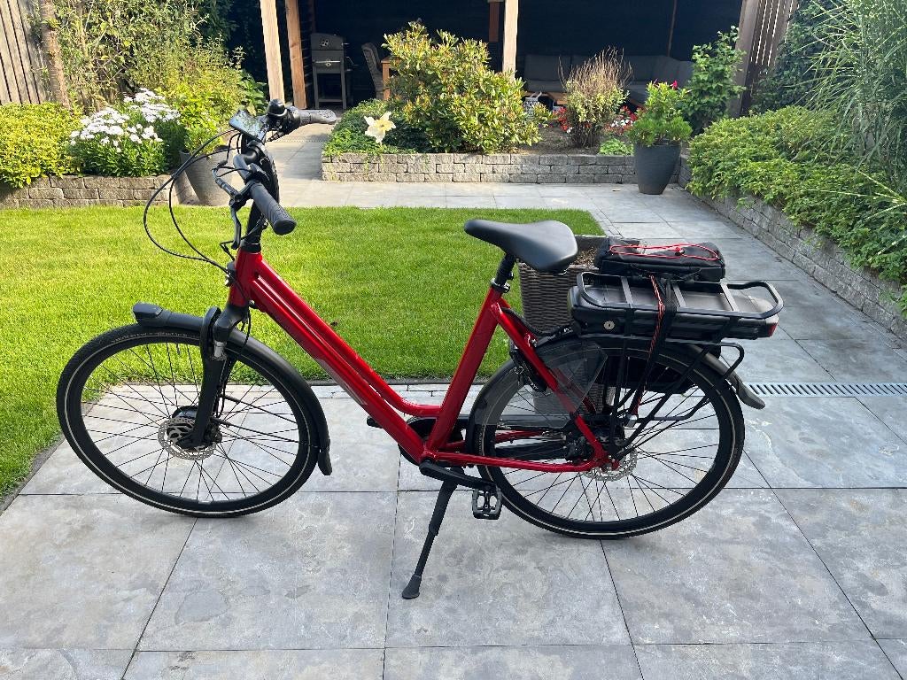 Stella Vicenza rood, Zo goed als nieuw, 50 km per accu of meer, 55 tot 59 cm, Ophalen