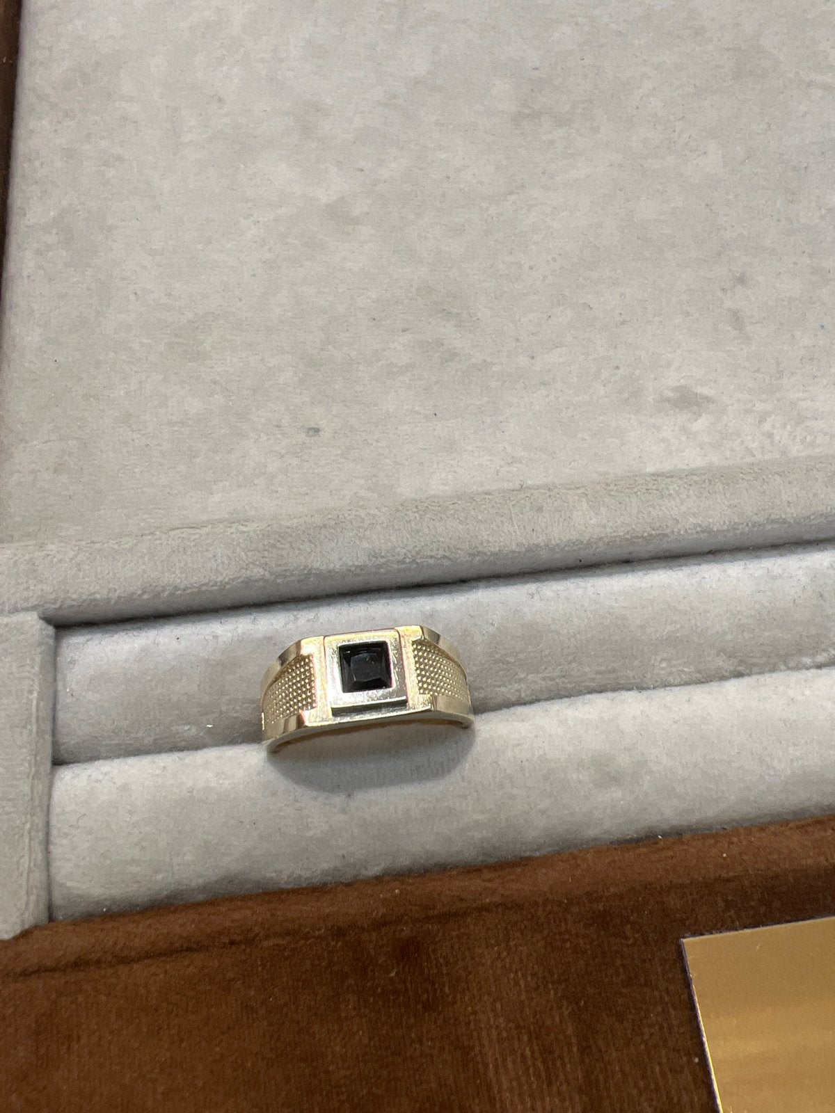 14k Gouden Zegelring, 18 tot 19, Ophalen of Verzenden, Zo goed als nieuw, Dame of Heer