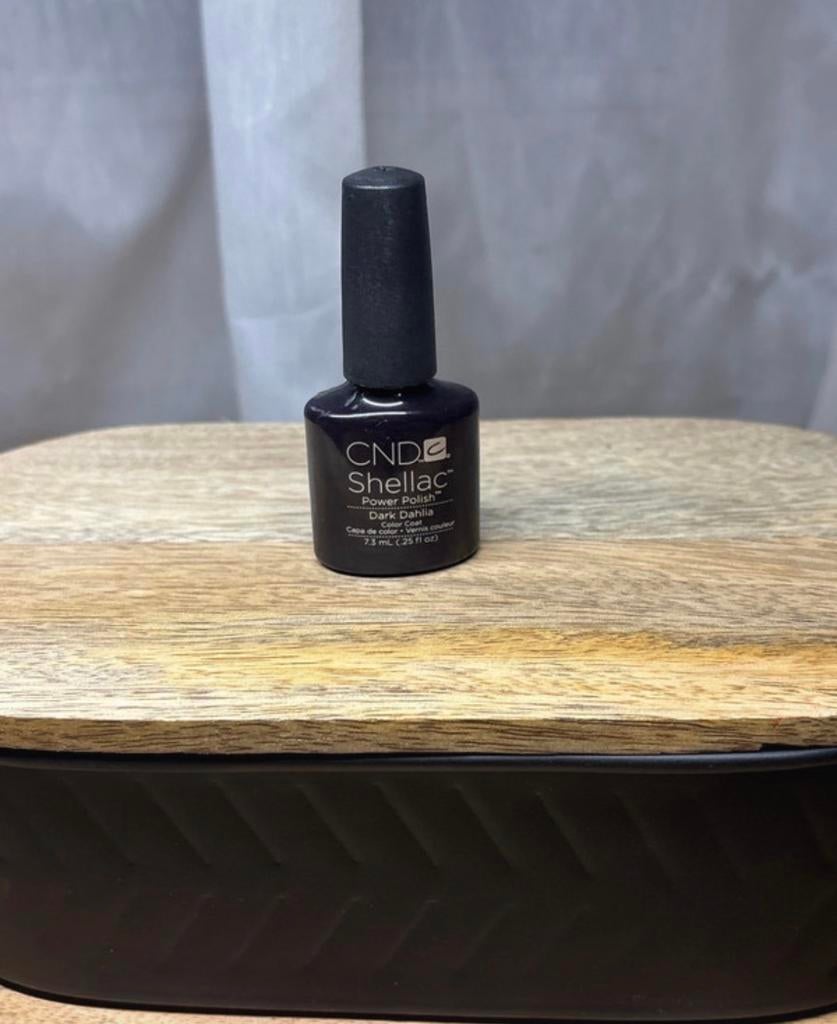 CND Shellac Power Polish Dark Dahlia - Gebruikt, Sieraden, Tassen en Uiterlijk, Uiterlijk | Cosmetica en Make-up, Gebruikt, Paars