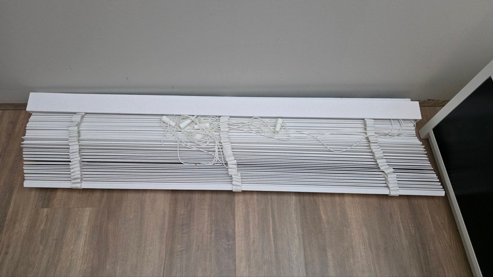 Witte houten jaloezieën (Luxaflex), Ophalen, Jaloezie, Hout, Zo goed als nieuw