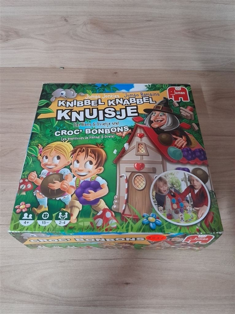 Knibbel Knabbel Knuisje - het hans en grietje spel - s5037