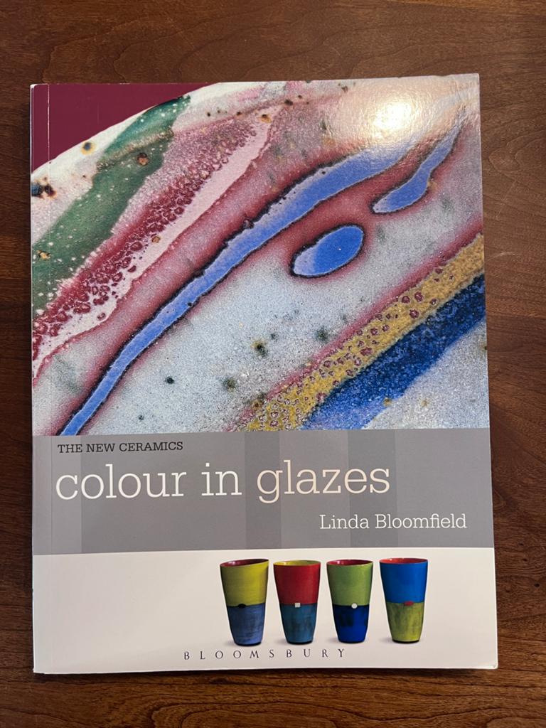 Colour in Glazes - Linda Bloomfield - Keramiek Glazuren, Boeken, Ophalen of Verzenden, Zo goed als nieuw
