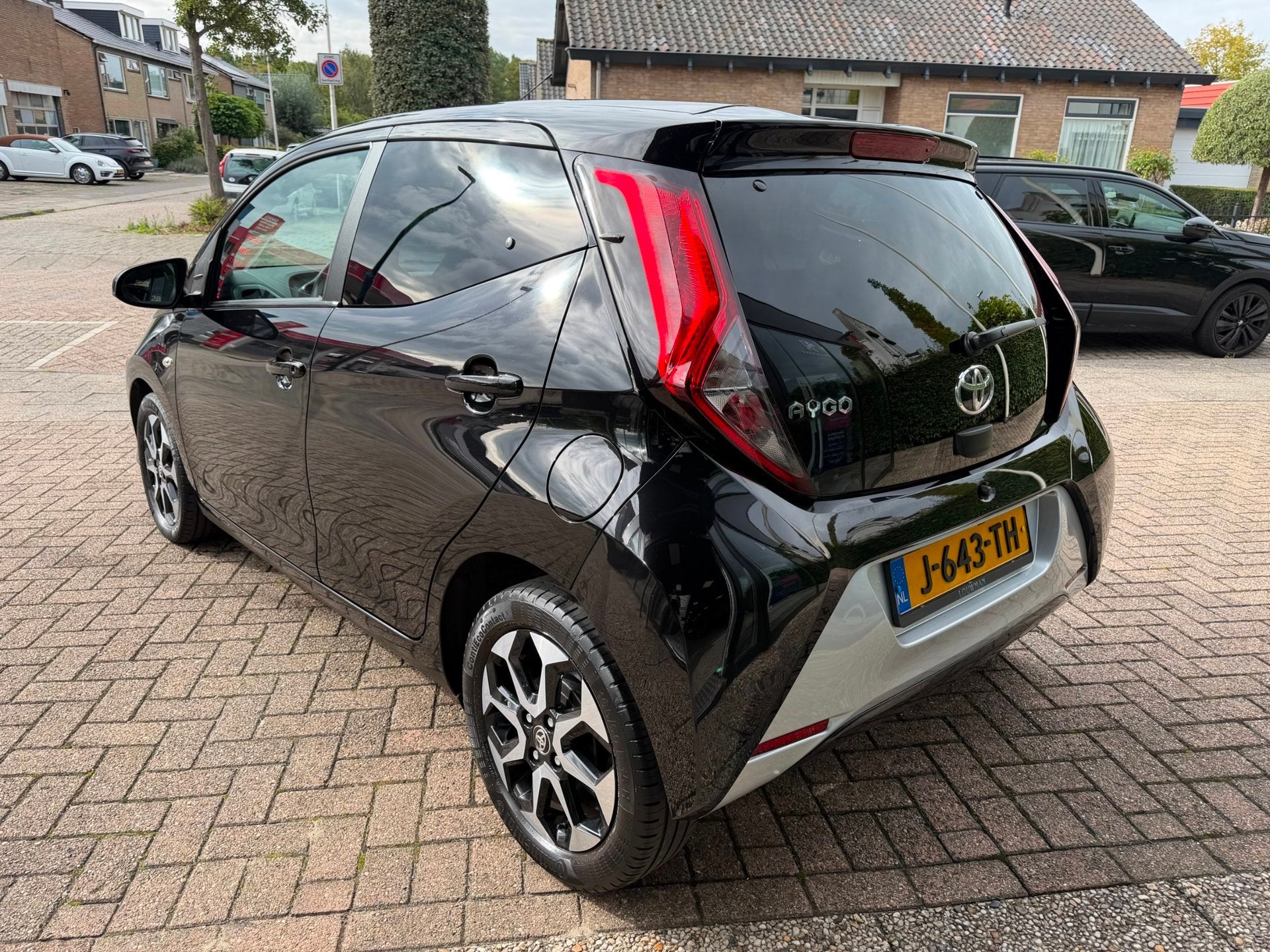 Toyota Aygo 1.0 VVT-i x-joy|Navi|Camera|Dealer Onderhouden|1, Voorwielaandrijving, Dealer onderhouden, Gebruikt, Met garantie (alle)