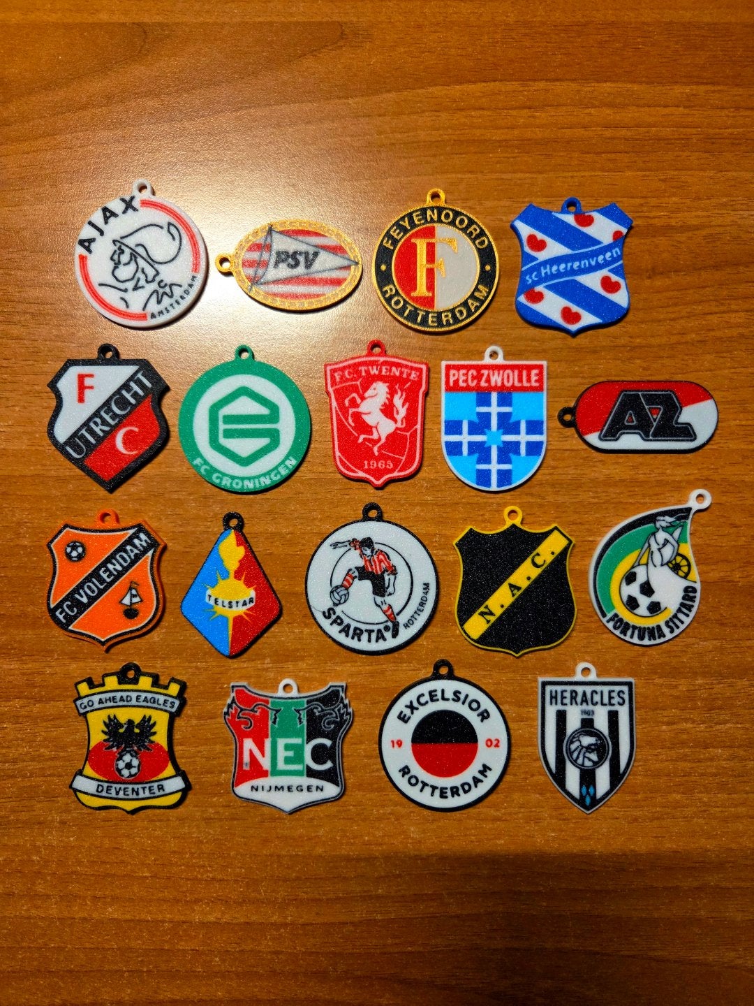 Voetbalclub Sleutelhangers - Diverse Eredivisie Clubs, Ophalen of Verzenden, Nieuw, Overige binnenlandse clubs, Overige typen