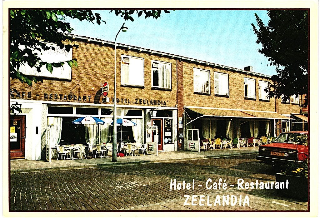 805697	Oostkapelle	Zeelandia Dorpsstraat Wederopbouw Gelopen, Ophalen of Verzenden, 1960 tot 1980, Gelopen, Zeeland