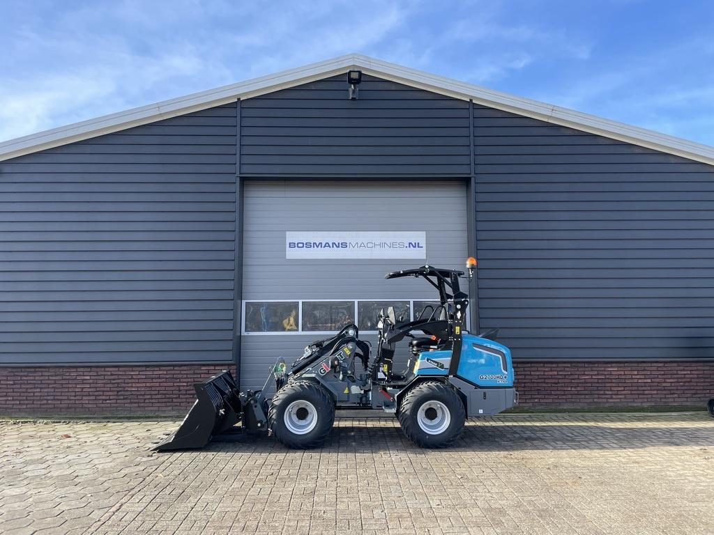 TE HUUR Giant G2700 HD X-TRA minishovel 2.7 T, Zakelijke goederen, Machines en Bouw | Kranen en Graafmachines, Tobroco, Info@tobroco.nl