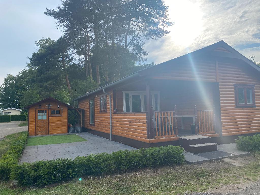 Groot chalet 72 m2 recreatief te huren, Noord-Brabant, Direct bij eigenaar, 72 m², Vrijstaande woning