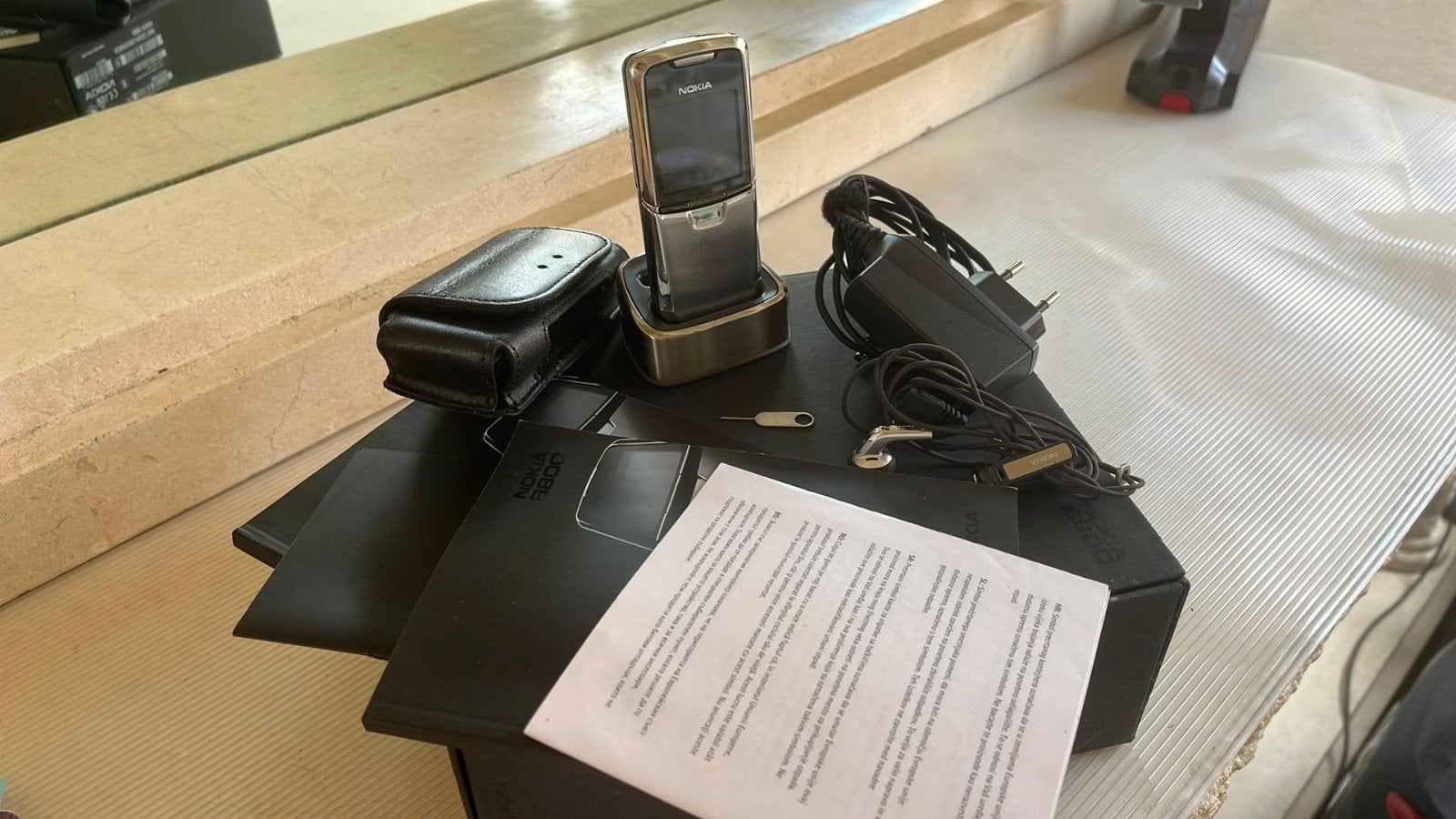Nieuwe Nokia 8800 in doos (Compleet, Ongebruikt), Schuifmodel, Fysiek toetsenbord, Nieuw, Ophalen of Verzenden