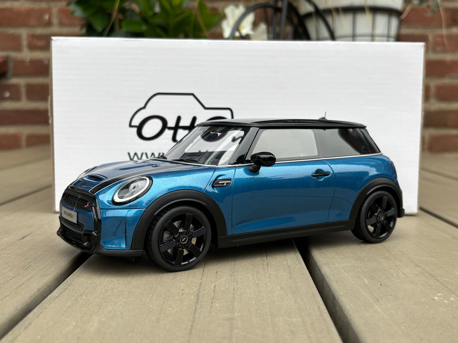 Ottomobile Mini Cooper S F56 LCI II 2021 - Schaal 1:18, Hobby en Vrije tijd, Ophalen of Verzenden, Zo goed als nieuw, Auto, OttOMobile