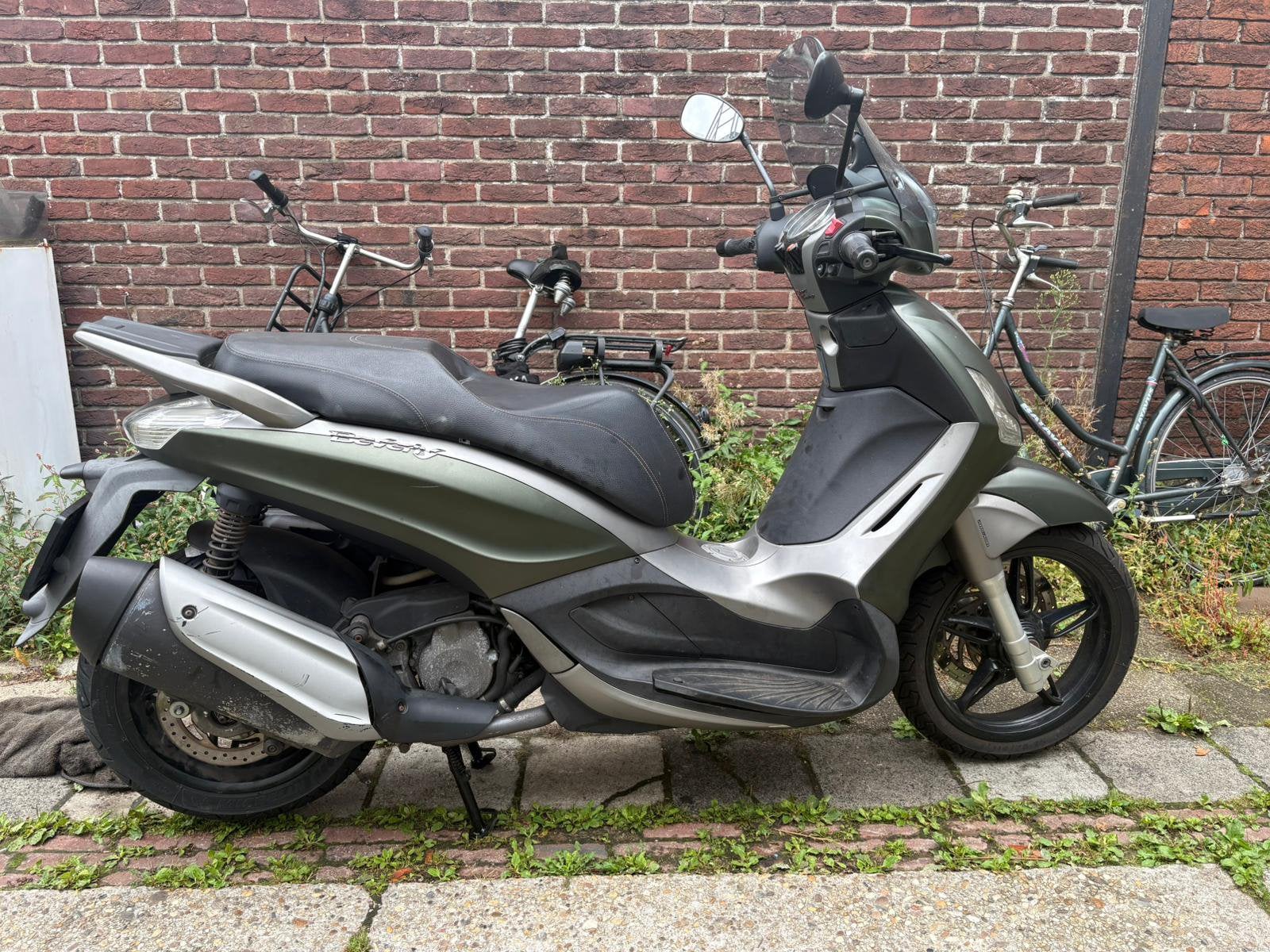 Piaggio Beverly  groen 2016 zeer goede staat, Motoren, Scooter, Gebruikt, Particulier, ABS