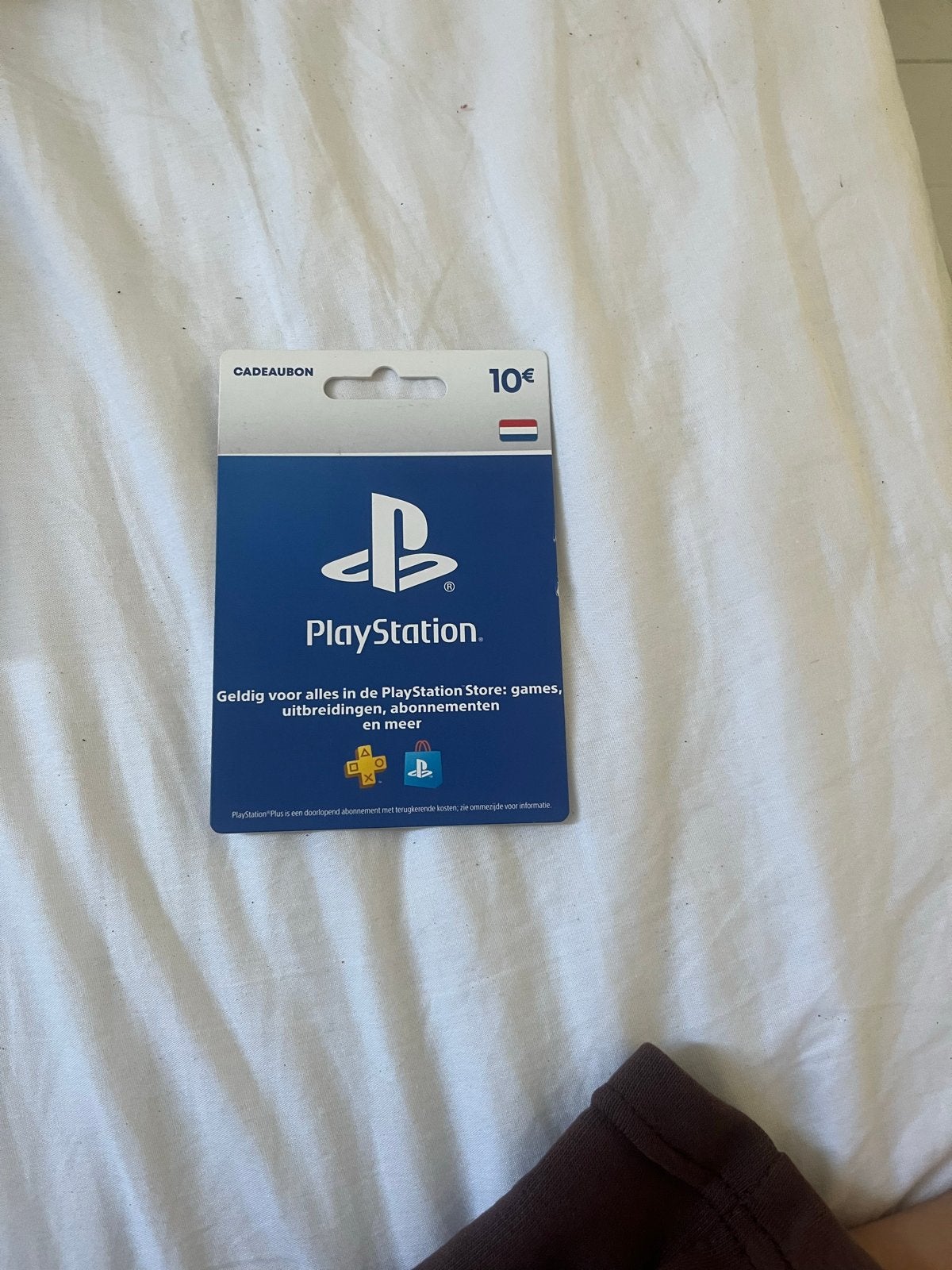 Playstaiton en fortnite tegoed voor 16 euro mag je ze hebben