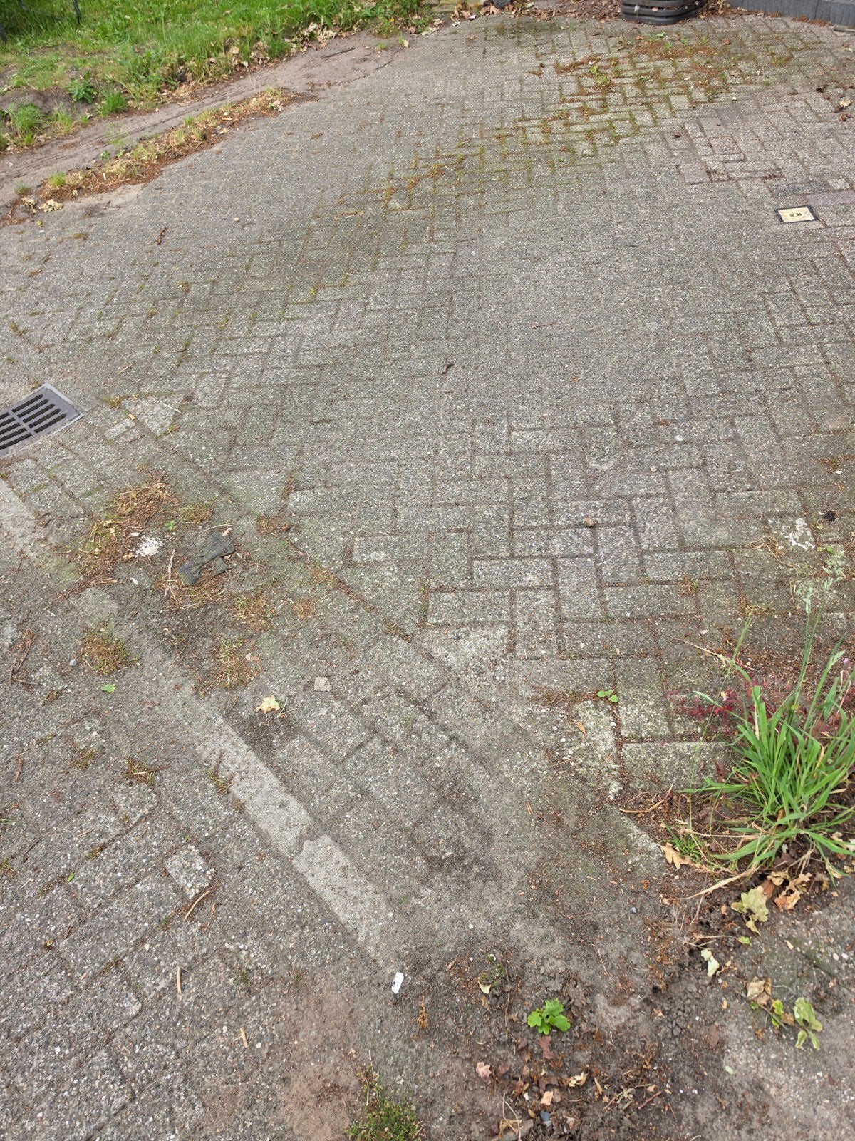 Gratis gebruikte klinkers circa 25m2, Ophalen, Gebruikt, Beton, Klinkers