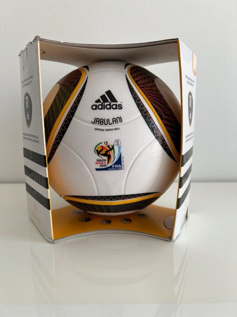 Adidas Jabulani Official Matchball OMB 2010, Maat XS of kleiner, Ophalen of Verzenden, Zo goed als nieuw, Schoenen