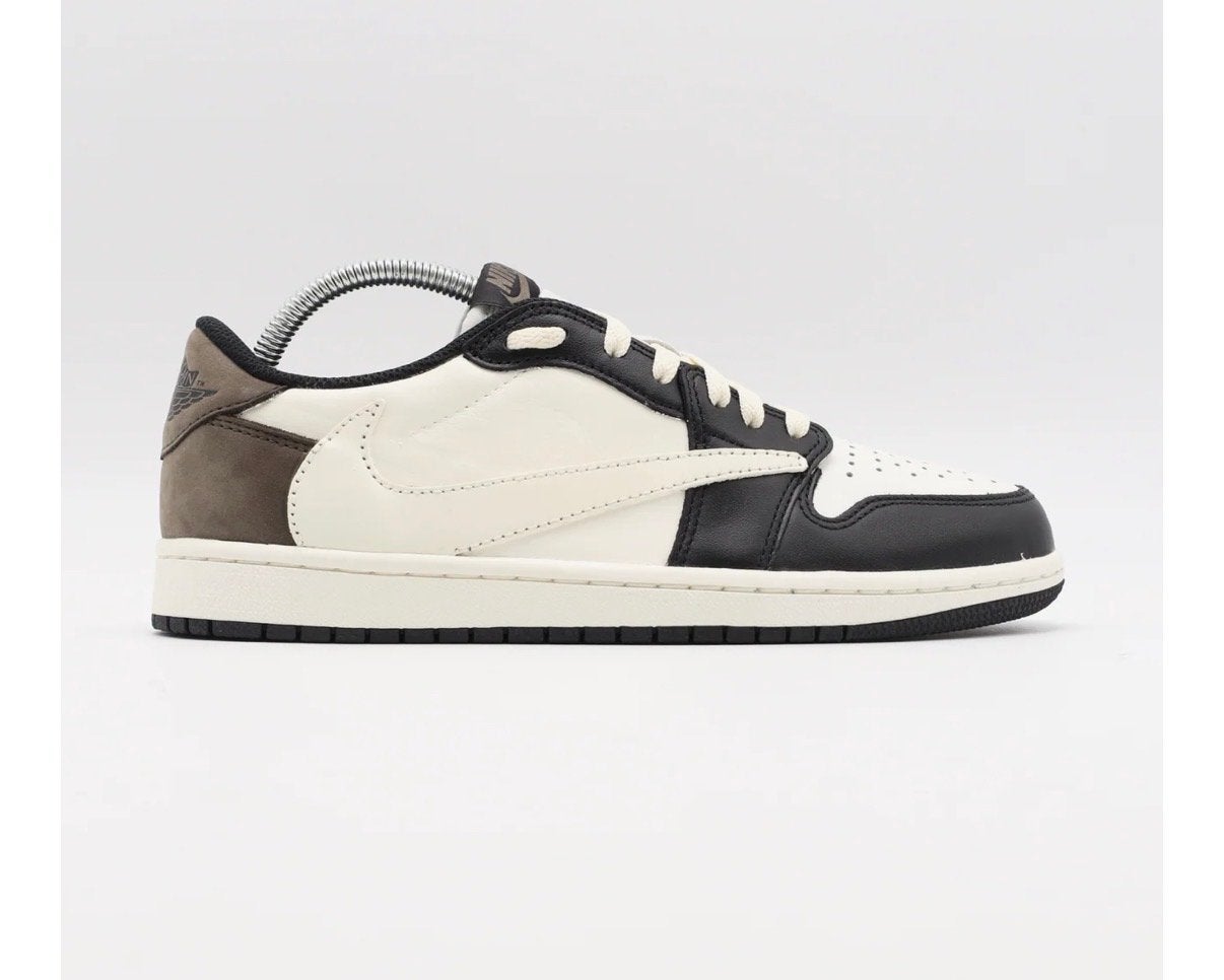 Nike Jordan 1 Low 'Charcoal' Sneakers, Ophalen of Verzenden, Zo goed als nieuw, Zwart, Sneakers of Gympen
