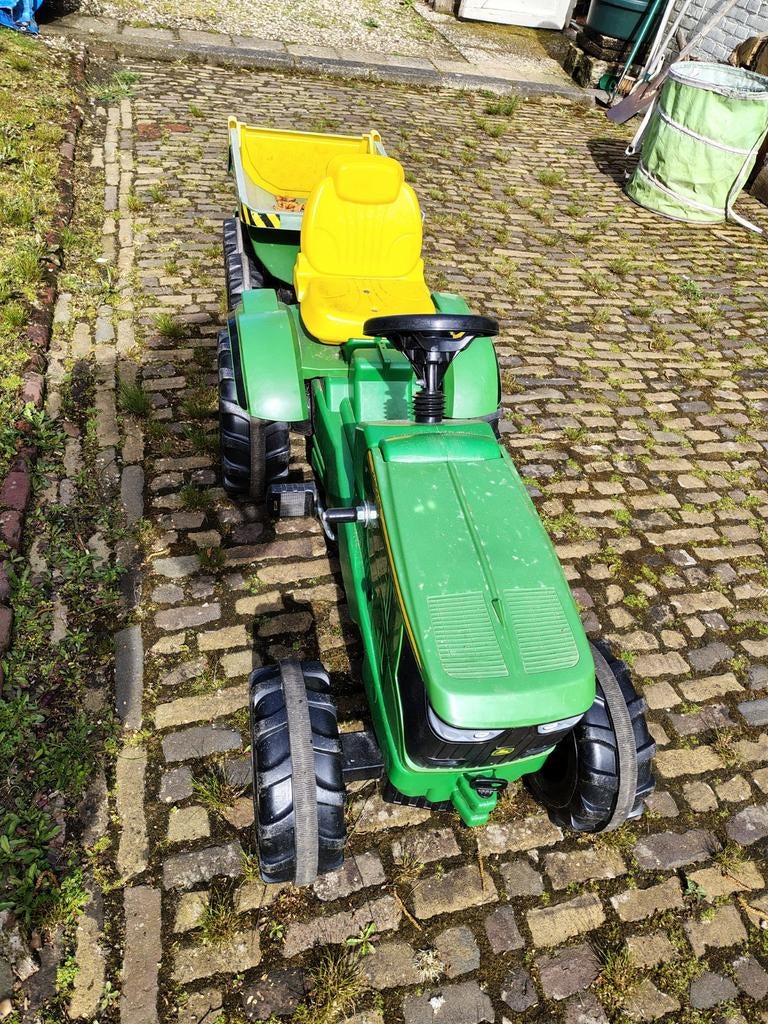 Trekker met aanhangwagen, Ophalen