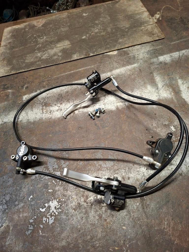 Hydraulische voor en achterrem compleet, Ophalen of Verzenden, Gebruikt, Giant