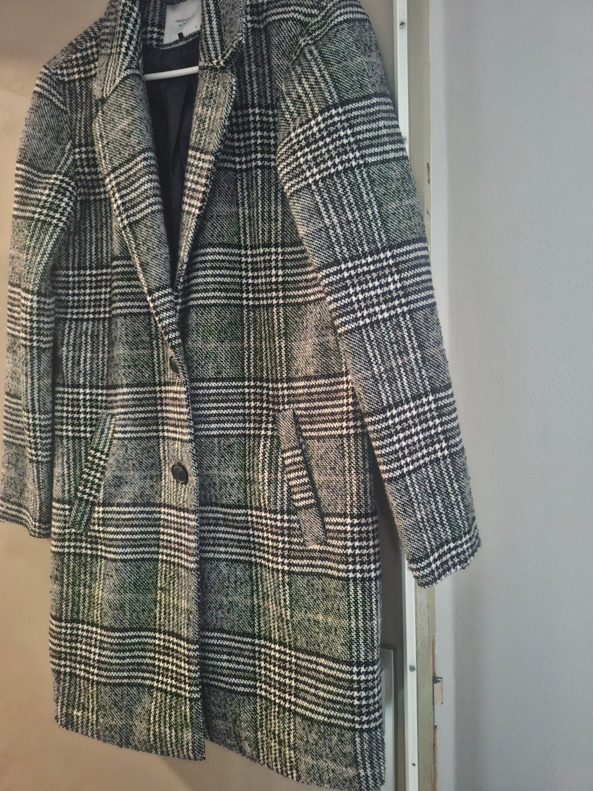 Mooie nette geruite jas - Maat S, Kleding | Dames, Jassen | Winter, Ophalen, Meerkleurig, Zo goed als nieuw, Maat 36 (S)