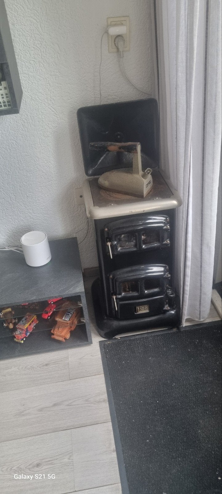 Antieke kolenkachel - Decoratief en functioneel, Huis en Inrichting, Kachels, Ophalen of Verzenden, Gebruikt, Hout, Houtkachel