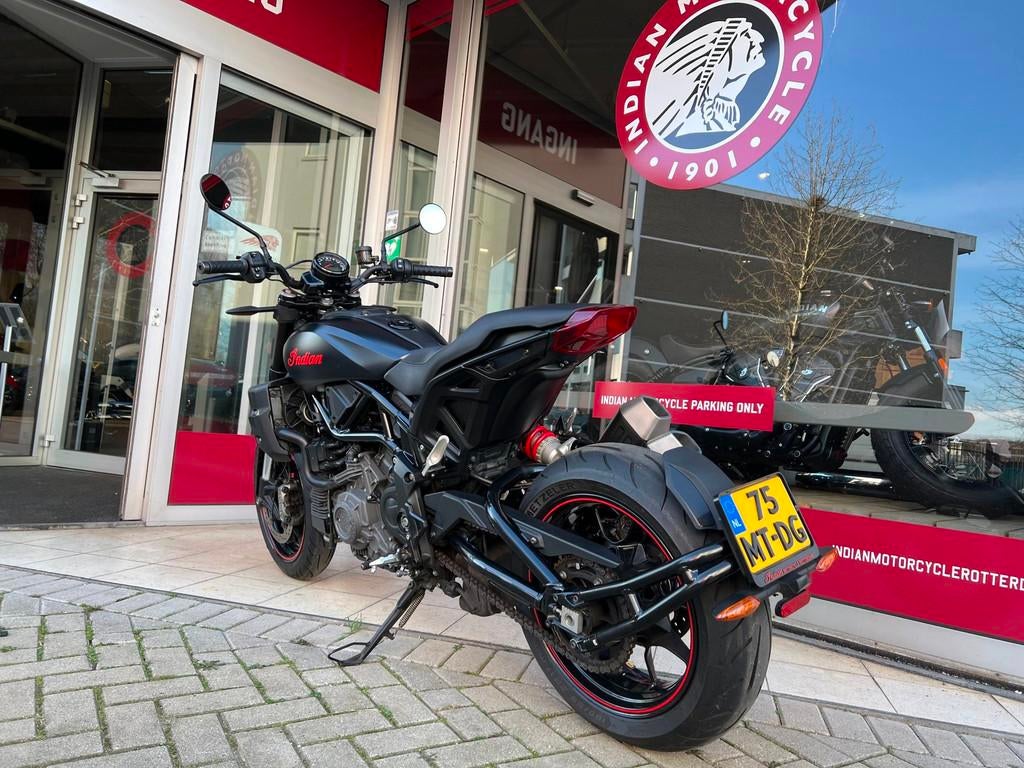 Indian Tour FTR 1200, Motoren, 1203 cc, Curieweg 6a
2408 BZ  Alphen aan den Rijn, NL, Bedrijf, Meer dan 35 kW