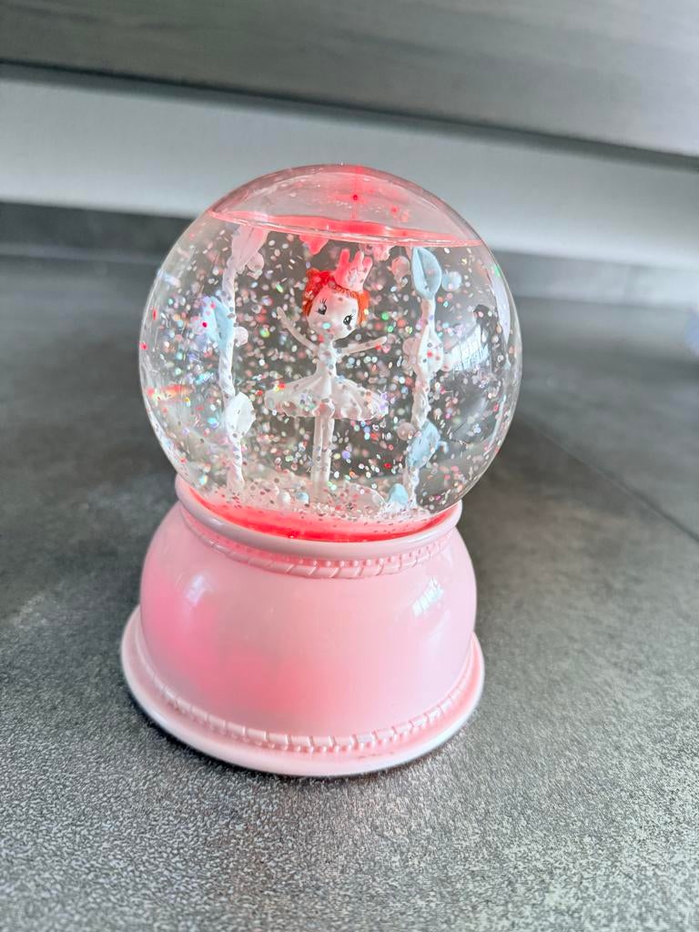 Roze Sneeuwbol met Ballerina en LED-verlichting, Ophalen of Verzenden, Gebruikt, Lamp