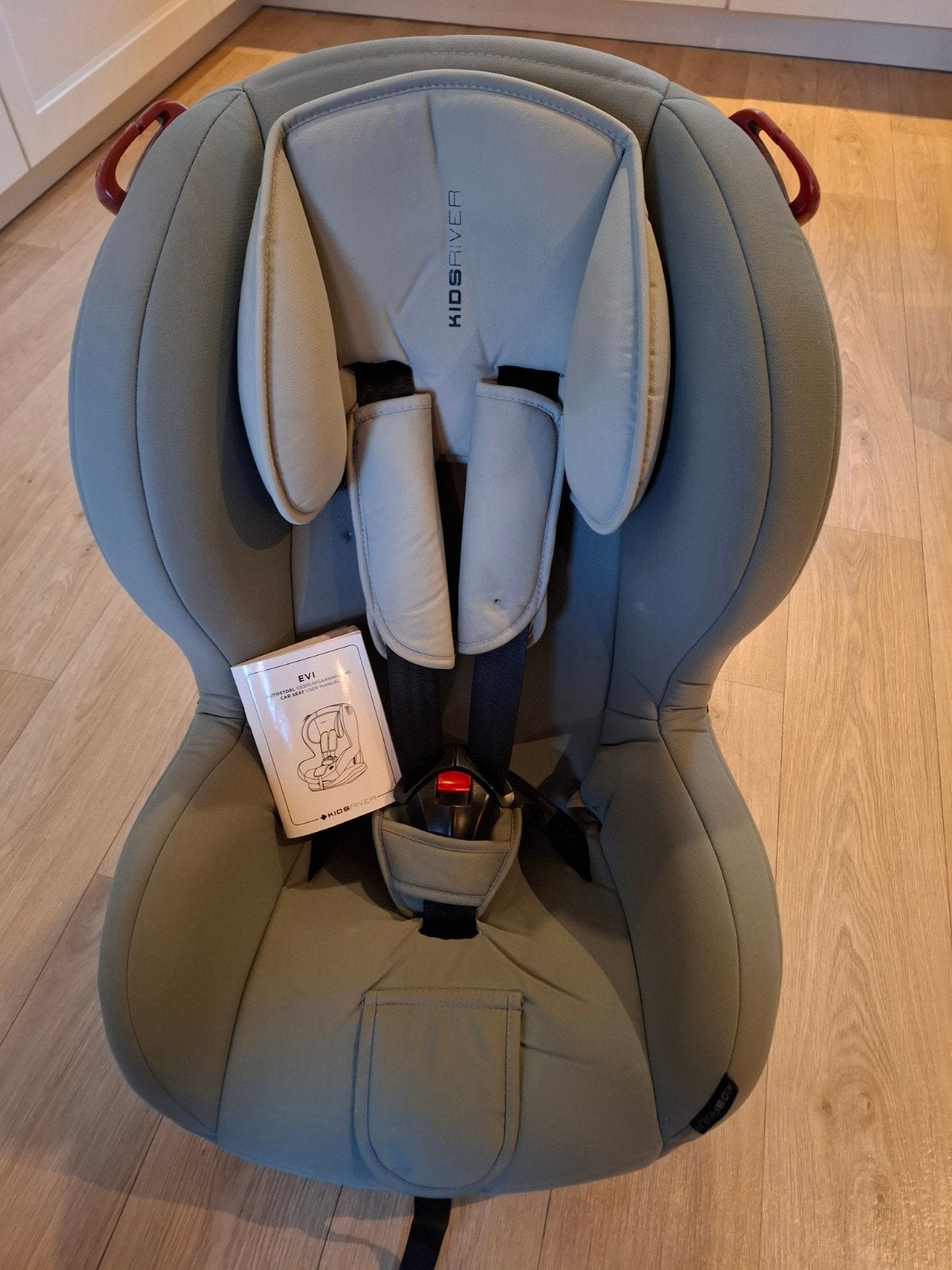 Kidsriver Evi autostoel 9-25 kg (Groep 1+2), Ophalen, Gebruikt, Verstelbare rugleuning, Autogordel