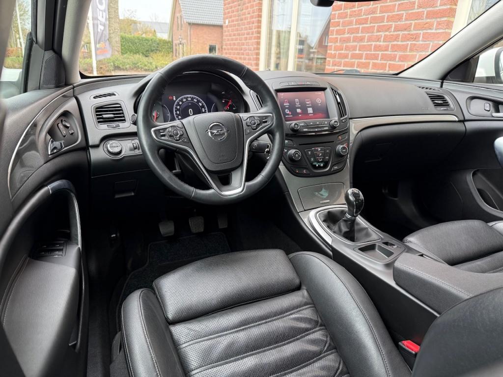Opel Insignia 1.4 T 140 PK EcoF. Bns+ LEER / STOELVERW / STU, Auto's, 730 kg, 4 cilinders, Automatische klimaatregeling, Wit