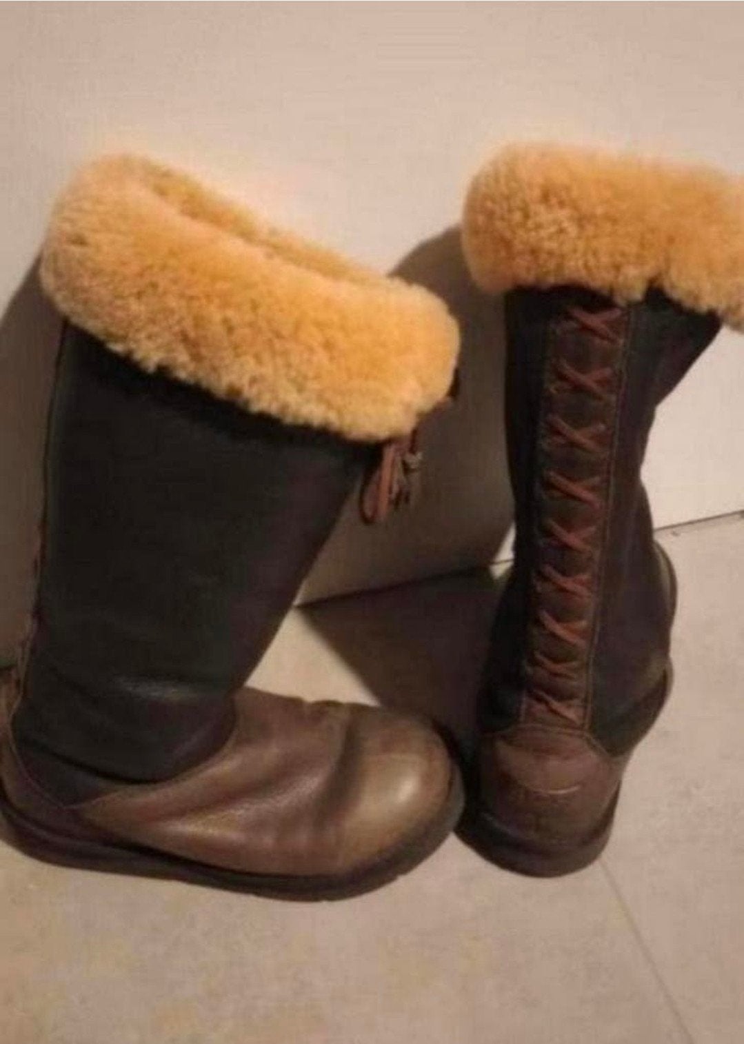 Vintage UGG 7 gevlochten Sussex bont gevoerde laarzen Uggs g, Ophalen of Verzenden, Bruin, Hoge laarzen