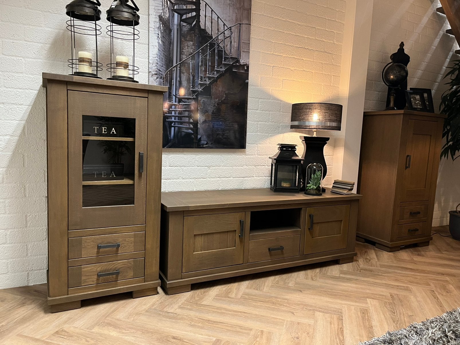 Compleet interieur massief eiken van 10840.- nu voor 1995.-, Ophalen